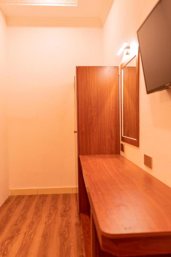 Feridhoo Inn Bagian luar foto